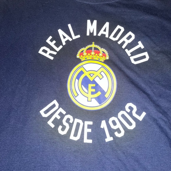 Men tshirt Real Madrid. Size small. Navy color. - Picture 2 of 3